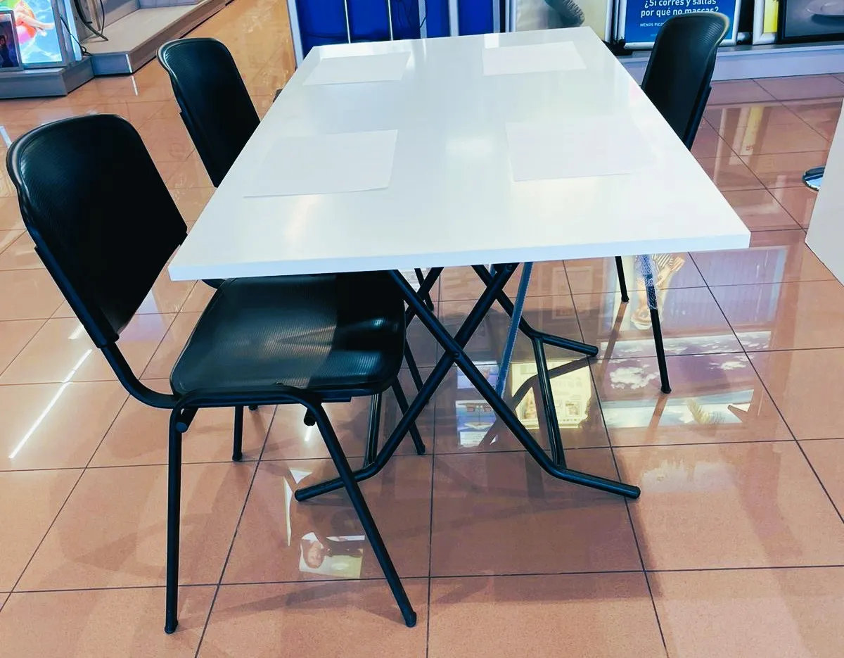 Mesa plegable rectangular 140x70cm blanco - Imagen 2