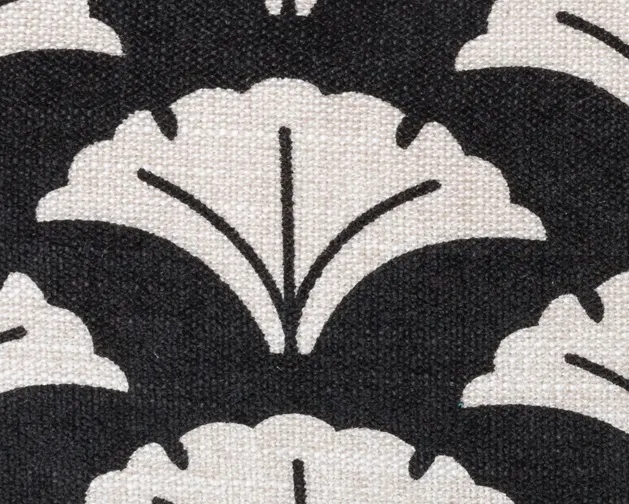 Set 2 Cojines Chenilla Negros Abanicos Blancos (45×45 cm) - Imagen 3